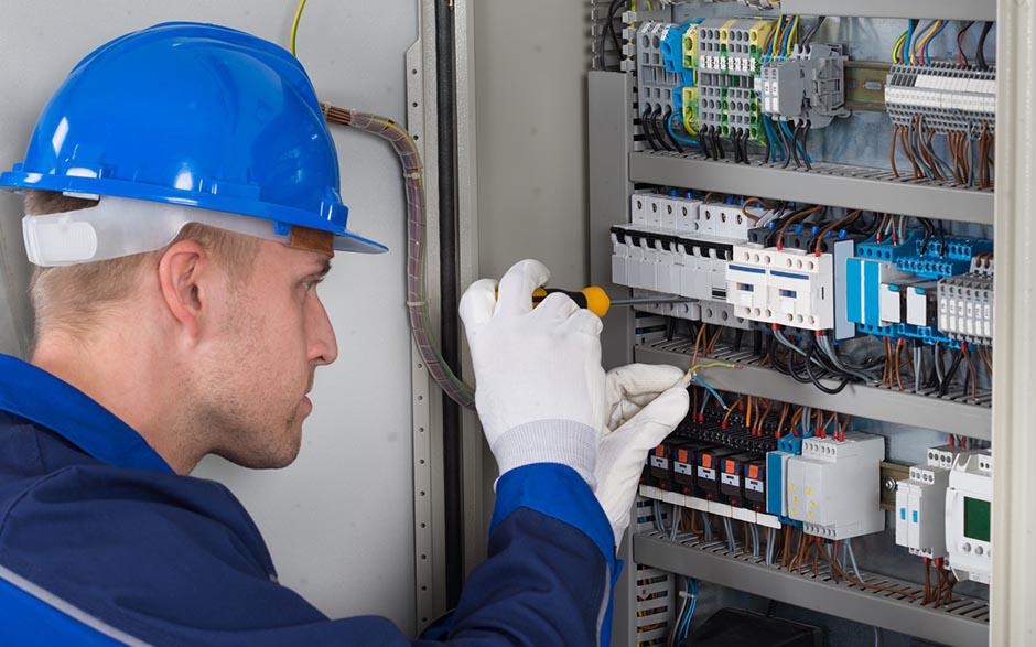 besoin d'un électricien Villemomble